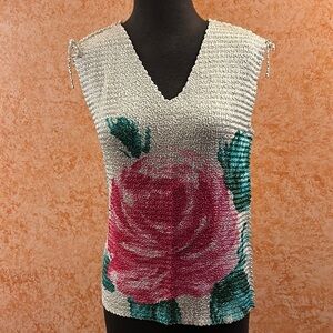 CASUAL CORNER Crimped Sleeveless Floral Blouse size Large
